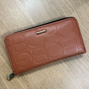 BCBG Long Zip Wallet